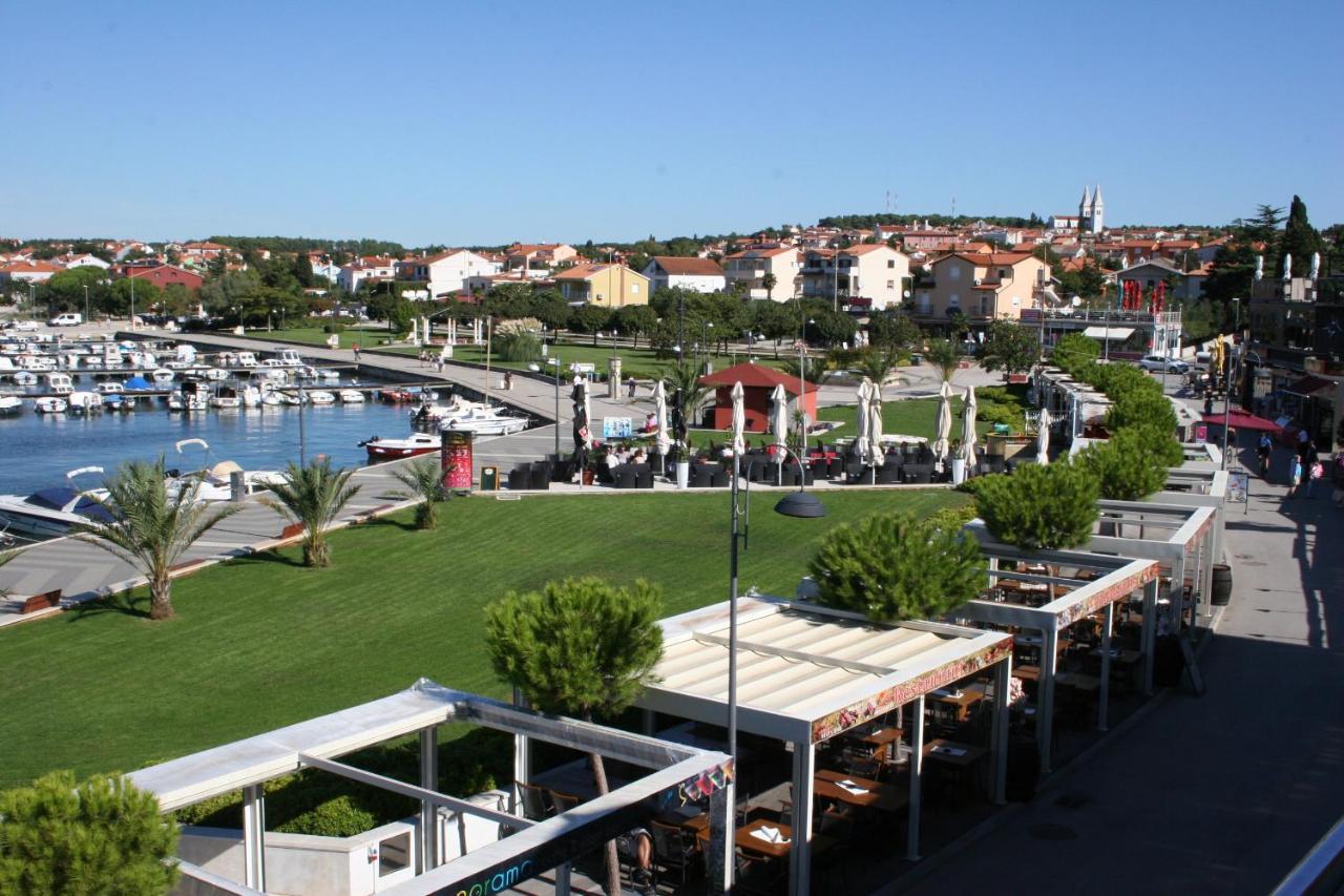 Apartments Riva Medulin Exterior foto